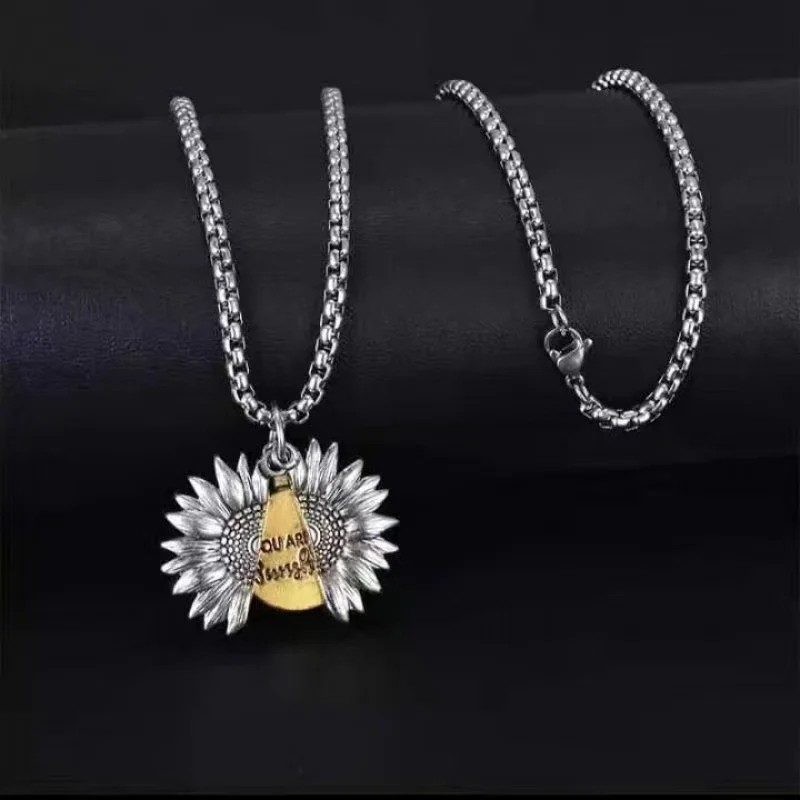 vòng cổ Thép Không Gỉ Mặt Hình Hoa Cúc # 08 Thời Trang
