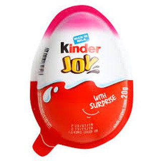 Trứng Kinder Joy hàng công ty có dán tem phụ