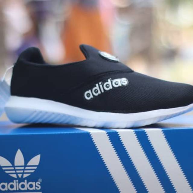 Giày Lười Adidas Thiết Kế Giản Dị Dành Cho Nữ Và Nam