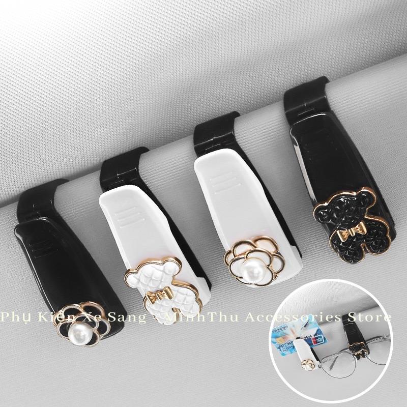 Kẹp Kính Ô Tô Đính Đá Hoa Trà và Gấu Bearbrick Cao Cấp