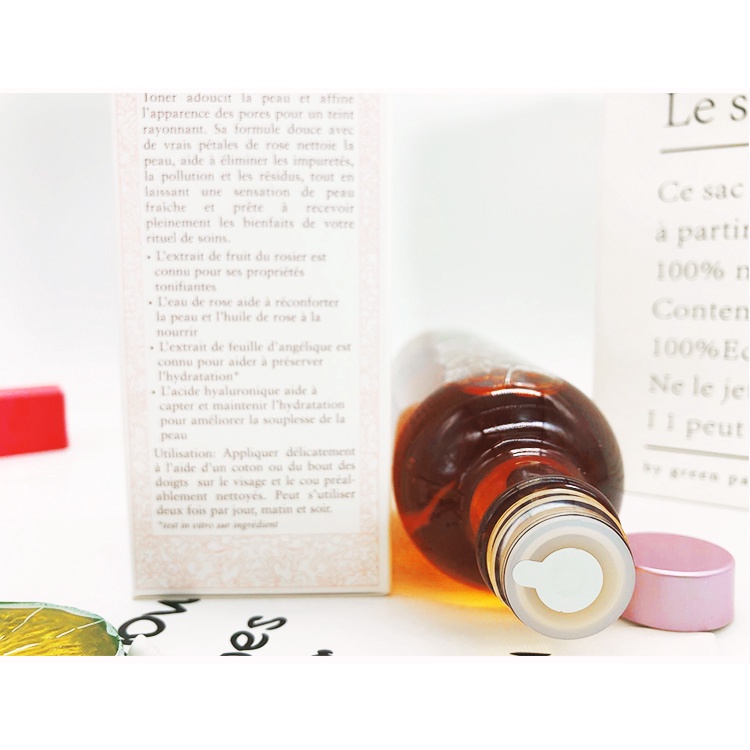 Nước Cân Bằng Da Giữ Ẩm Chuyên Sâu - Fresh Rose Deep Hydration Facial Toner 250ml