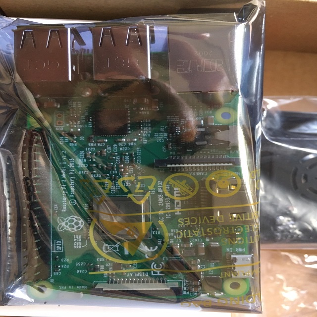 Combo máy Tính Raspberry Pi 3 Model B+ Made In UK | BigBuy360 - bigbuy360.vn