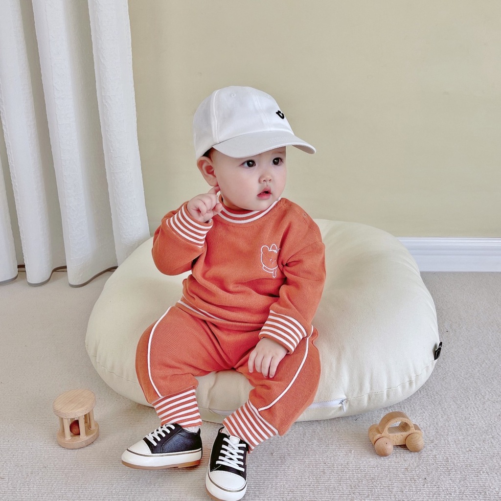 Bộ nỉ thu đông chất đẹp cho bé trai 2022