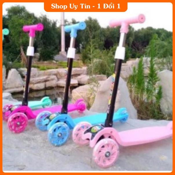 Giao hỏa tốc HCM - Xe Scoter, Xe Trượt, xe chòi chân Cho Bé Bánh Có Đèn ,Có Nhạc, có ghế 3 in 1 Chịu Lực lên tới 90KG