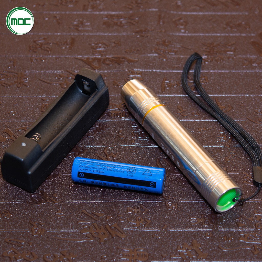 Mộc - Đèn pin soi đá chuyên dụng TẶNG kèm sạc + pin