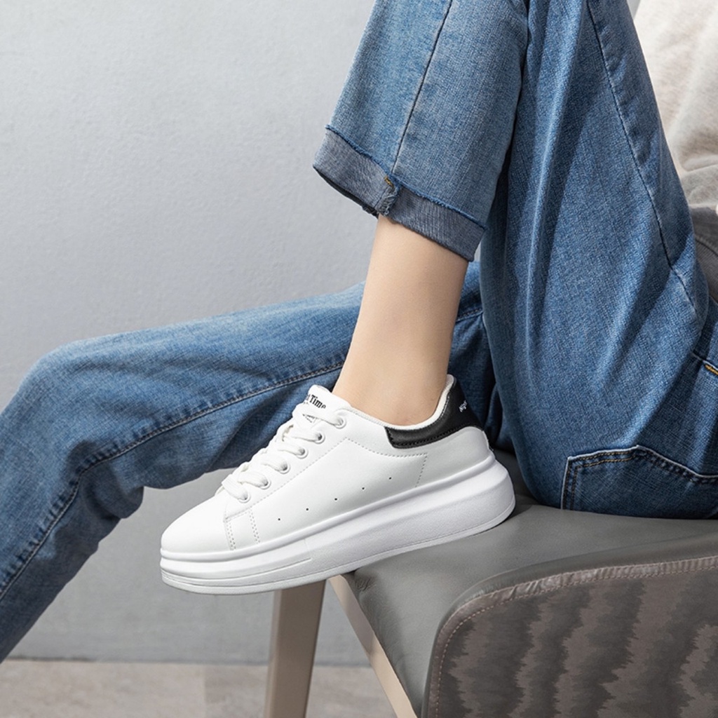 [FREESHIP + FULL BOX] Giày thể thao nữ MCQ gót nhũ phản quang phát sáng mã 888 đế 3cm hot hit