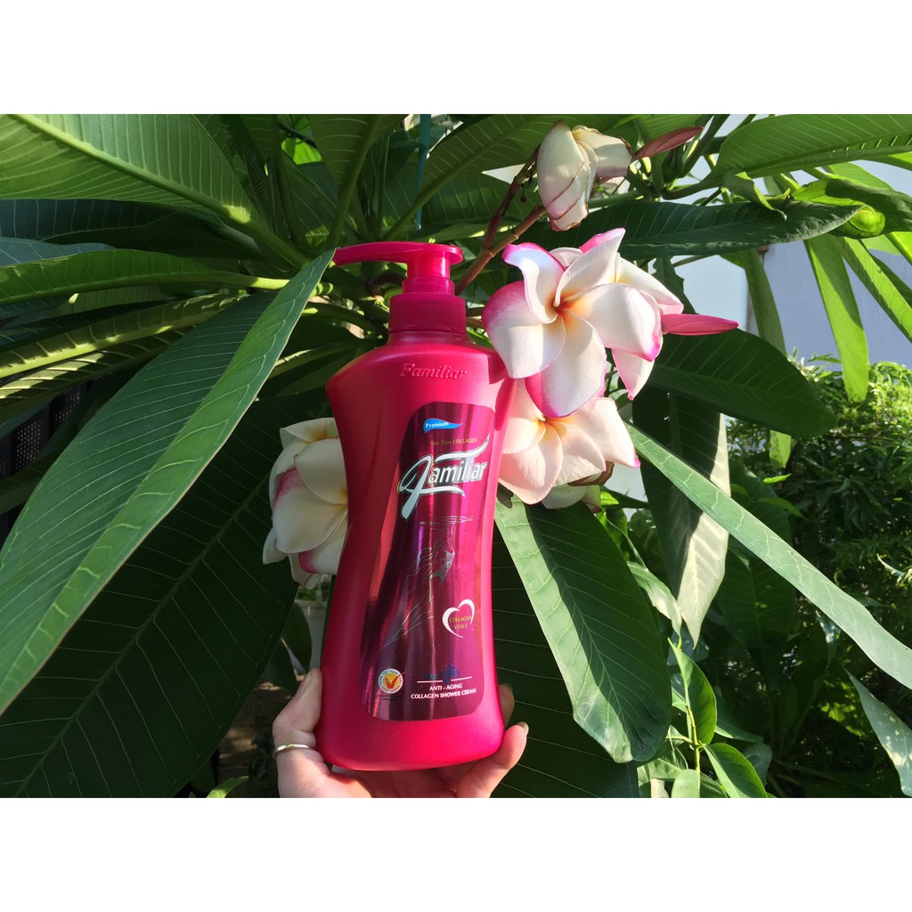 Combo 2 chai sữa tắm Familiar Collagen 550 ml dưỡng trắng da
