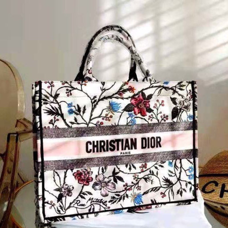 Túi xách CHRISTIAN D hai mặt phối hoạ tiết rực rỡ