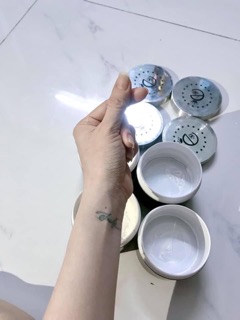 Kem dưỡng trắng da body