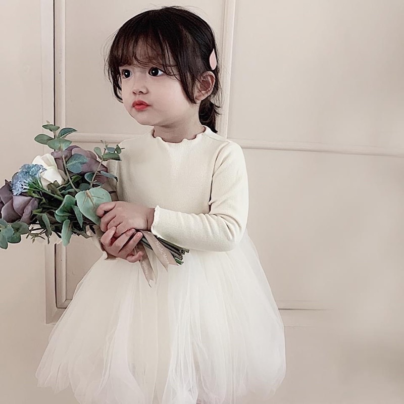 Váy tăm chân voan cổ điển bé gái