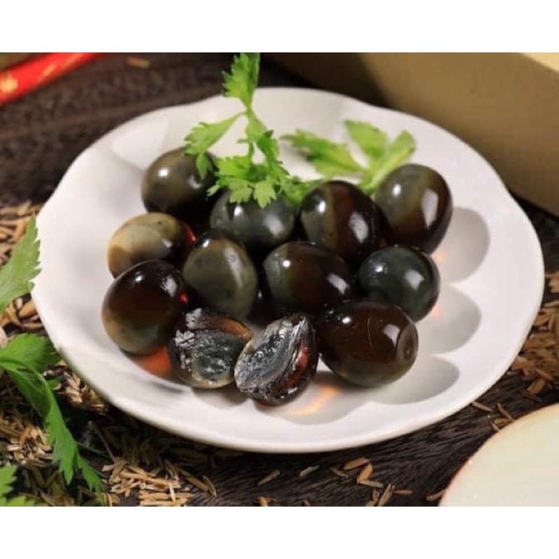 50 trứng cút bắc thảo