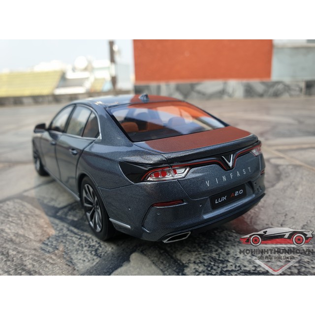 Xe mô hình Vinfast Lux A 2.0, tỉ lệ 1:24