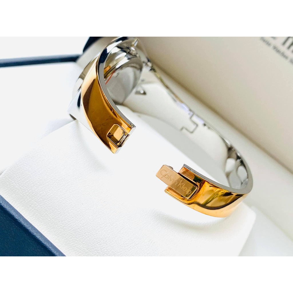 Đồng hồ nữ Calvin Klein Sensual K8E2M1Z6 viền mạ vàng pvd cực kì sang trọng, quý phái