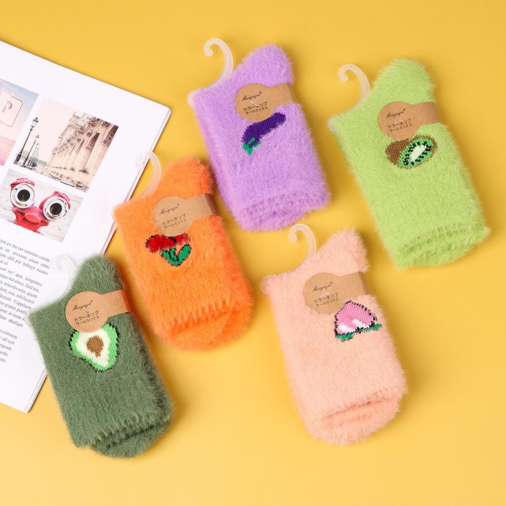 1 Đôi Tất Lông Nhung Họa Tiết Trái Bơ Hoạt Hình Thời Trang Thu Đông
