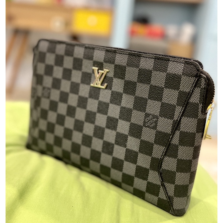 ví clutch LV cầm tay hàng châu âu full da trong