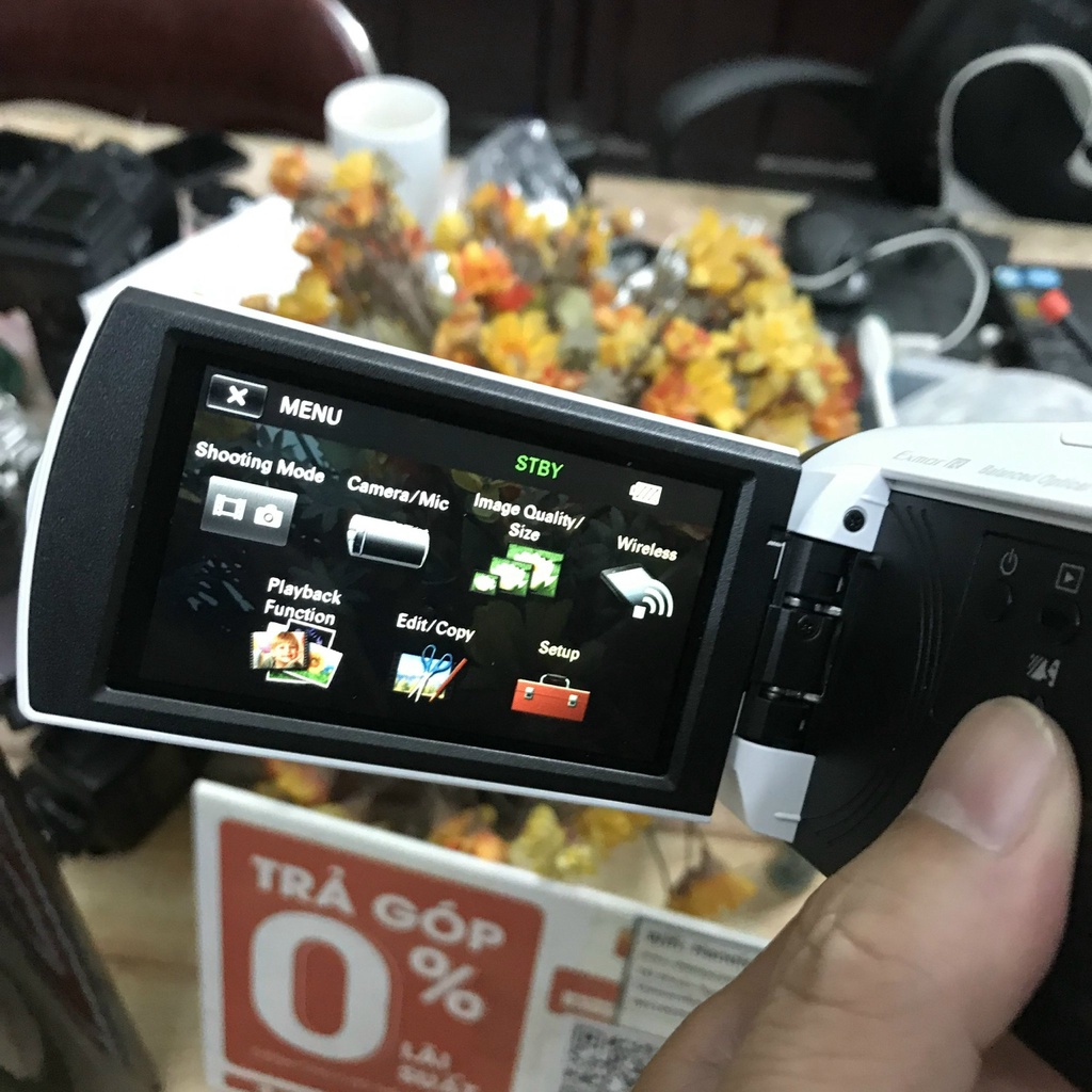 Máy quay Sony HDR-CX675 cao cấp zoom 60x