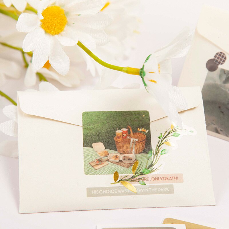 Set 30 miếng dán họa tiết bông hoa trang trí đa năng