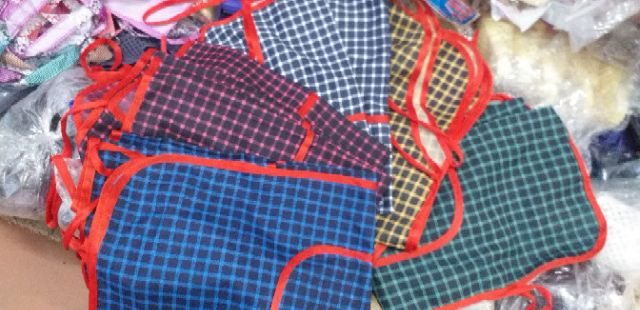 Tạp dề cotton chống thấm 2 lớp kẻ carro