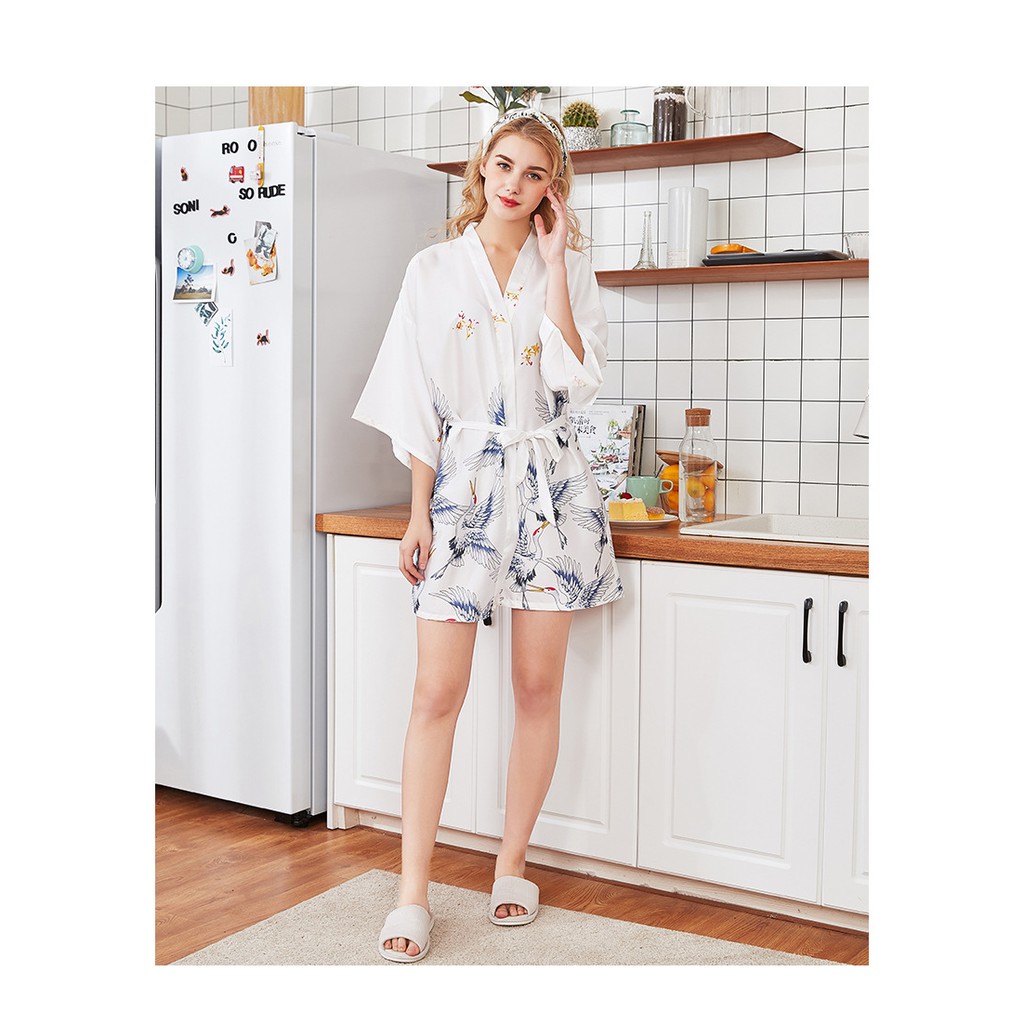 Áo choàng ngủ UNLIMON tay lửng thiết kế xẻ tà quyến rũ cho nữ | BigBuy360 - bigbuy360.vn