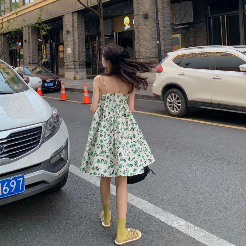 Đầm hai dây dáng chữ A họa tiết hoa xinh xắn thời trang cho nữ | BigBuy360 - bigbuy360.vn