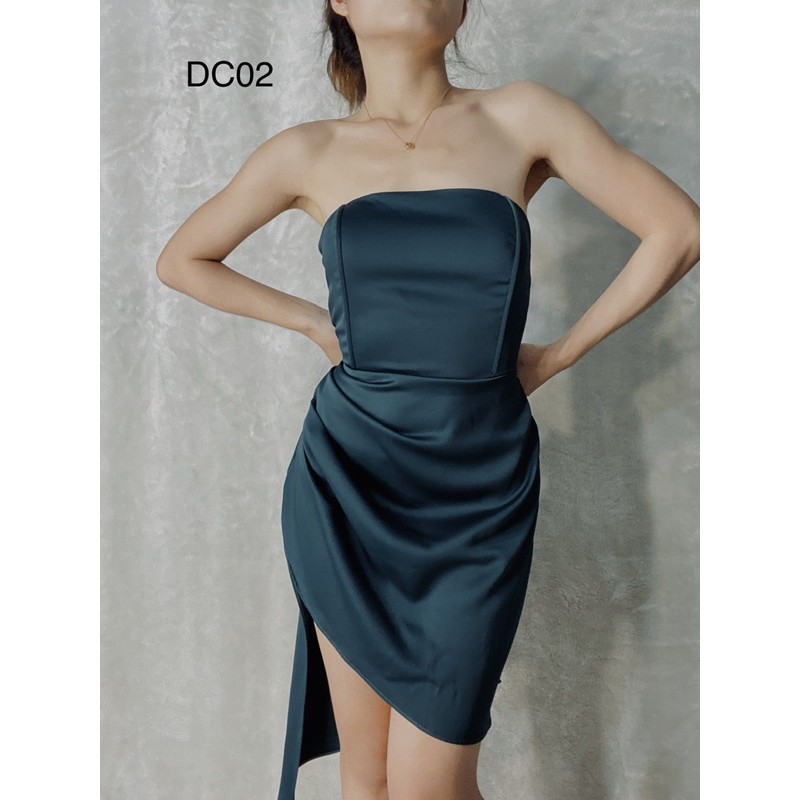 DC02 đầm cup xếp li xéo tà