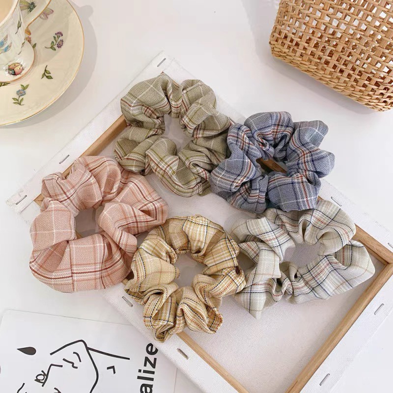 Cột tóc vải Scrunchies caro đáng yêu dễ thương vintage