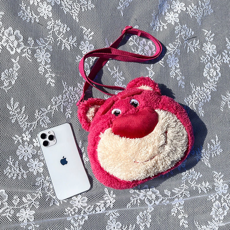 Túi đeo chéo họa tiết gấu dâu tây dễ thương xinh xắn thời trang