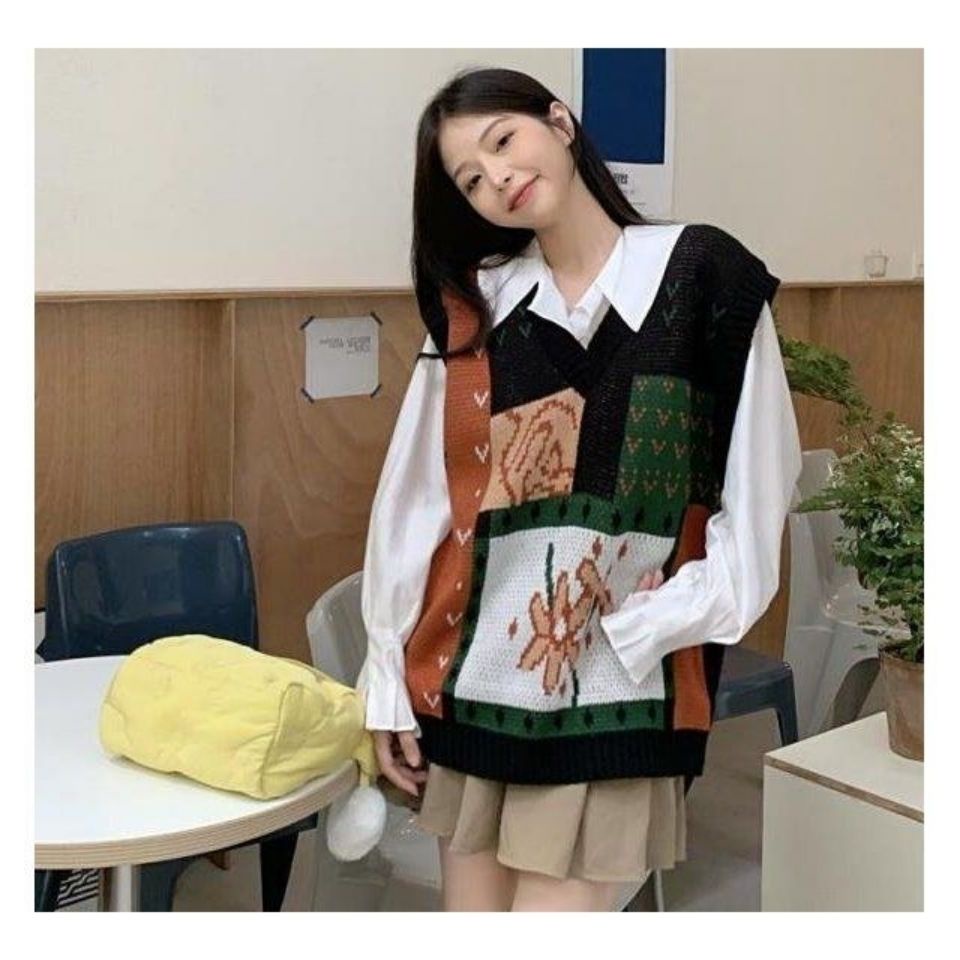 Áo Dệt Kim Sát Nách Cổ Chữ V Form Rộng Phong Cách Nhật Bản