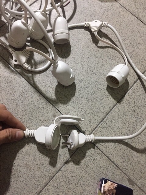 Dây đèn chống nước dài 10m và 20 bóng đèn 3W