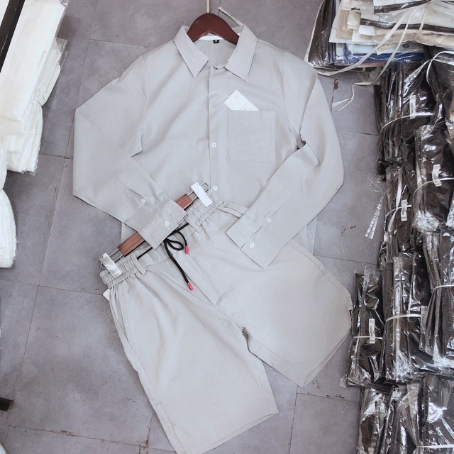 Áo Sơ Mi Đũi Nam Dài Tay Cổ Bẻ Túi Ngực ,Bộ Quần Ngố + Áo Đũi Dài Chất Mát Mặc Nhẹ Đi Biển ,Du Lịch Đi Chơi Hot 2020 | BigBuy360 - bigbuy360.vn