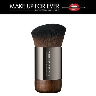 Cọ nền Mufe Reboot Foundation Brush N112/ Cọ trang điểm kết hợp hoàn hảo với kem nền Reboot Make Up For Ever