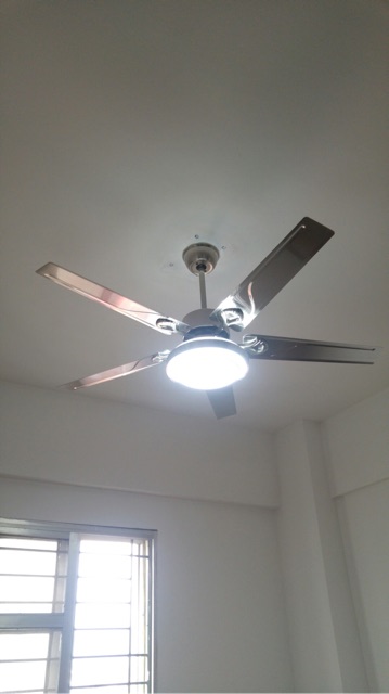 Đèn quạt trần LUXURY DECORATIVE FAN LAMP Cánh Kim Loại 52inch, đèn LED  QTK52L