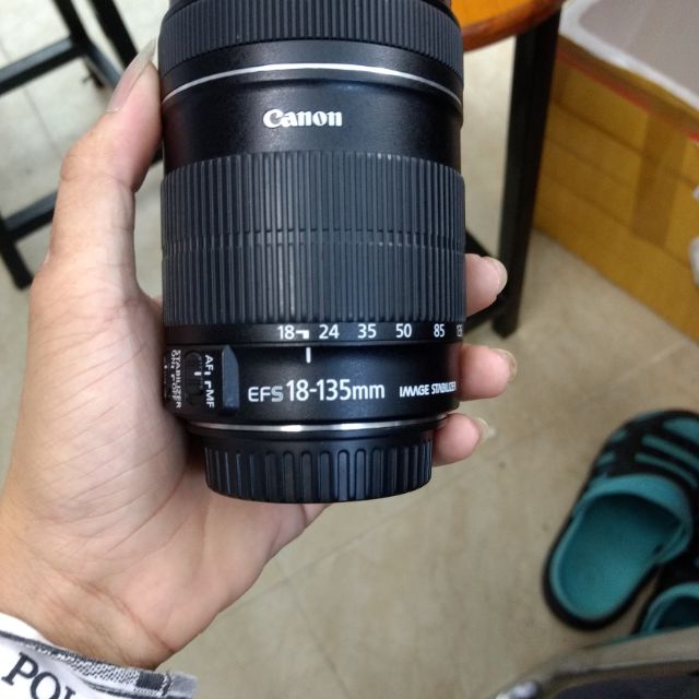 Ống kính Canon 18-135mm