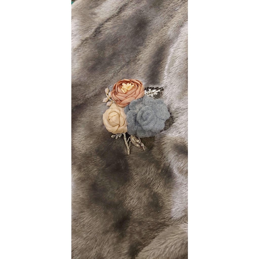 Hoa cài áo vải nhung cao cấp mẫu mix màu