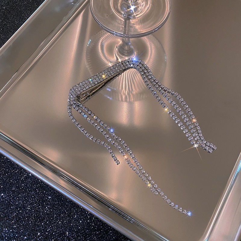 Trâm Cài Tóc Chữ U Đính Đá Phối Tua Rua Toàn Diện Phong Cách Hàn Quốc