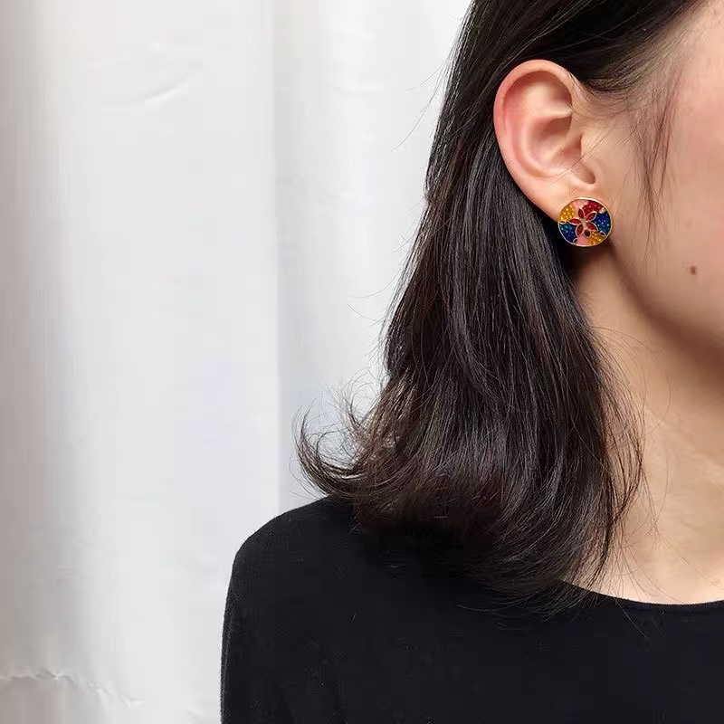 Khuyên tai màu sắc cổ điển - Maben