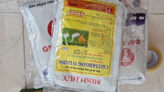 KHOÁNG MINH HUY. CHO YẾN PHỤNG, VẸT