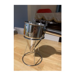 Phễu rót bột làm bánh inox