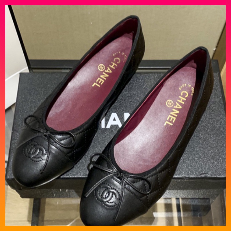 CHANEL Giày búp bê da mũi tròn đế bằng màu đỏ rượu dành cho nữ