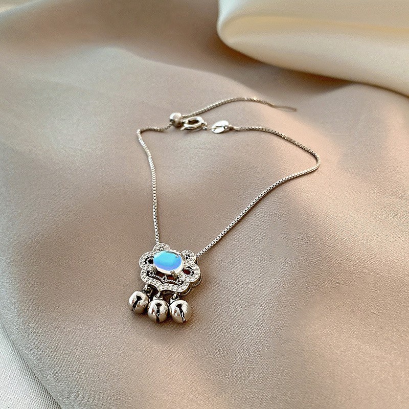 Vòng Tay Thép Titan Đính Chuông Phong Cách Trung Hoa F307