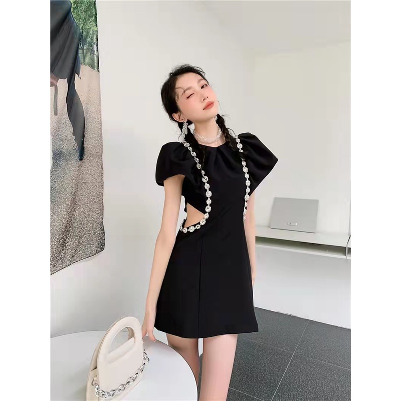 Đầm Đen Đính Đá Thời Trang Sang Trọng Phong Cách Phương Tây Cho Nữ