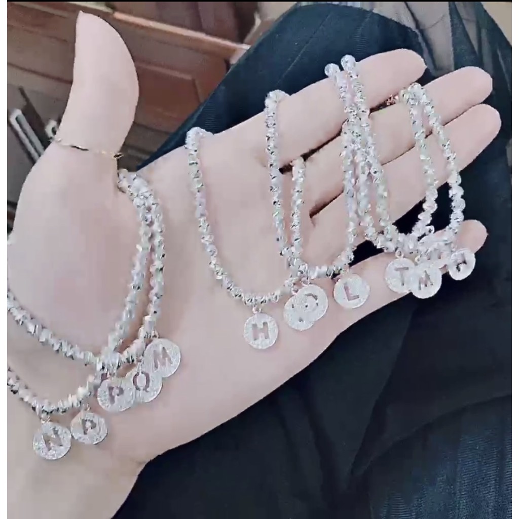 Lắc tay nữ, lắc tay bi phay chữ cái bạc chuẩn