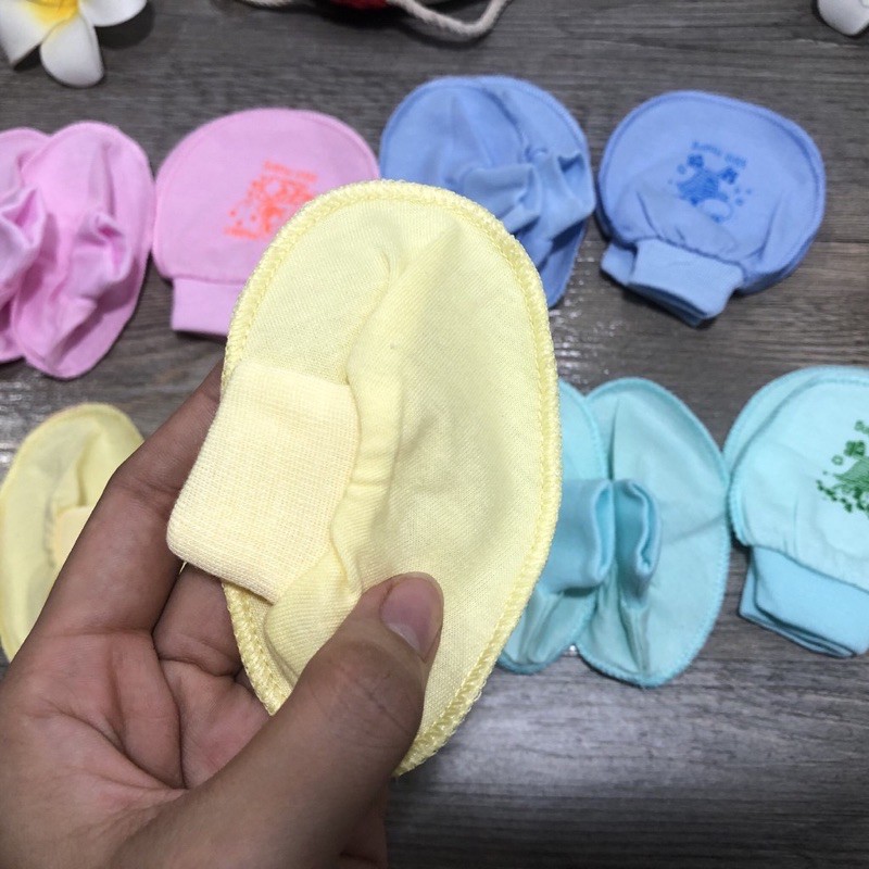 SET BAO TAY BAO CHÂN CHO BÉ CHẤT LIỆU COTTON HÀNG VIỆT NAM