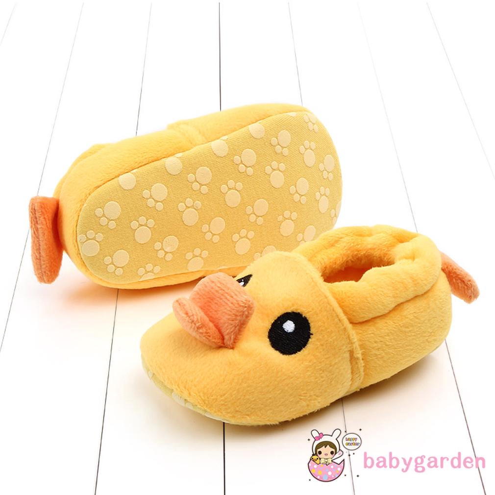 Giày đế mềm màu trơn thiết kế đáng yêu cho bé sơ sinh