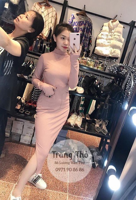 Váy body cổ lọ