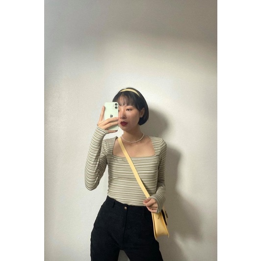 Áo dài tay cổ vuông