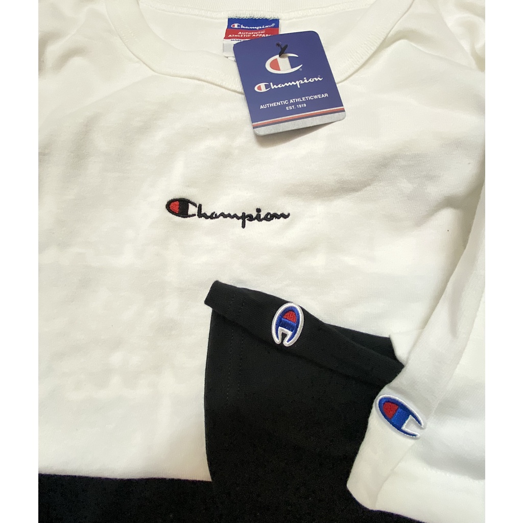 Áo Thun Unisex Champion Heritage Triple Scipt Graphic