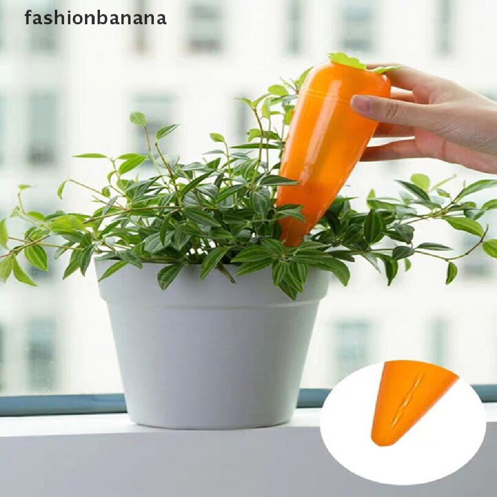 Dụng cụ tưới cây tự động hình củ cà rốt tiện lợi dễ thương