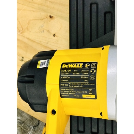 Máy cắt sắt Dewalt D28730-B1