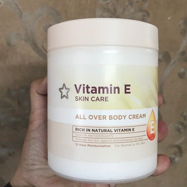 Hũ dưỡng thể Superdrugs Vitamin E Body Cream